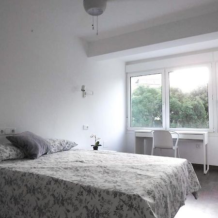 טורמולינוס Carihuela Beach Suite Apartment מראה חיצוני תמונה