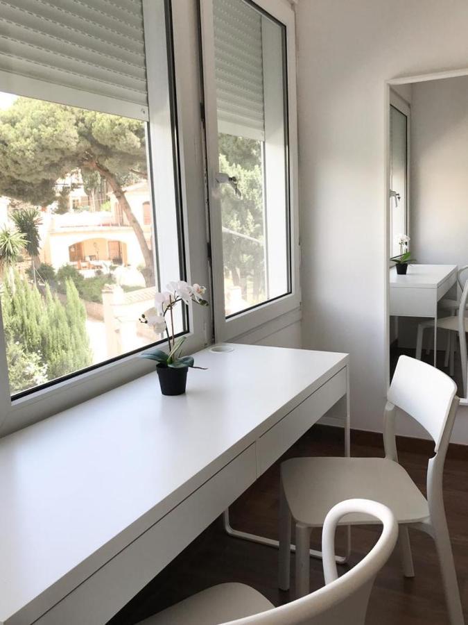 טורמולינוס Carihuela Beach Suite Apartment מראה חיצוני תמונה