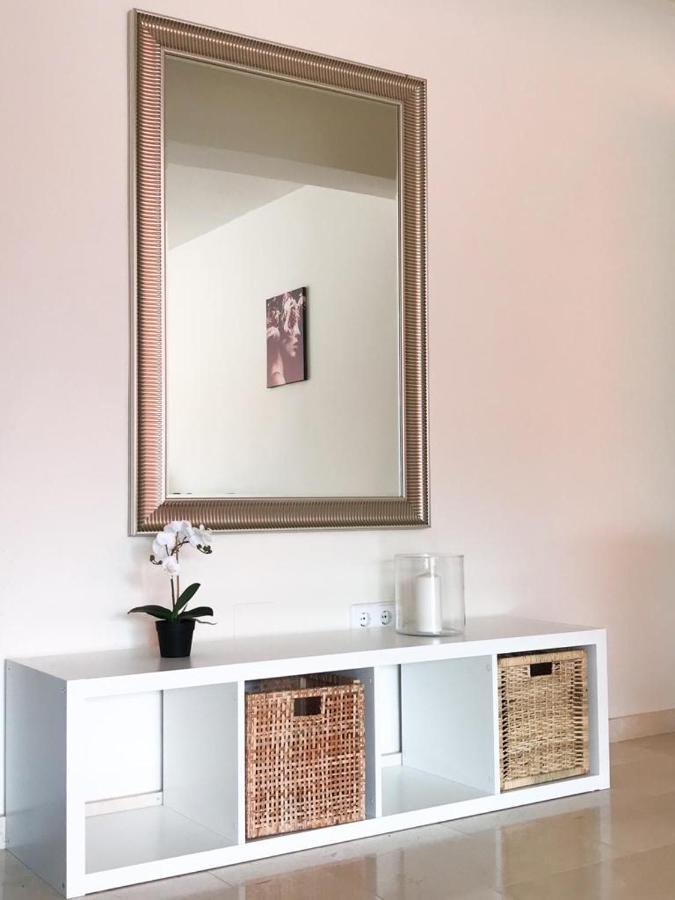 טורמולינוס Carihuela Beach Suite Apartment מראה חיצוני תמונה